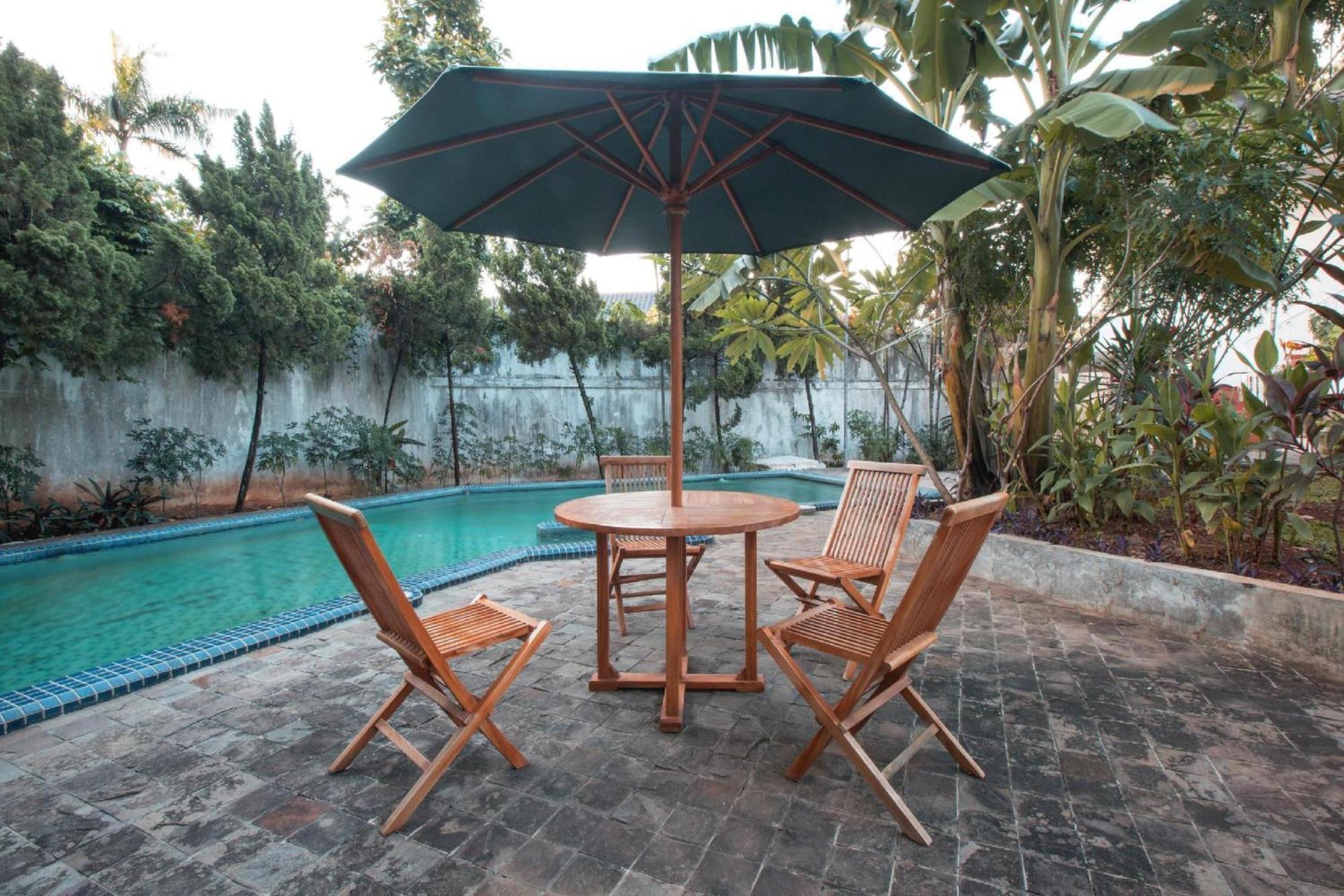 Capital O 332 Residence G17 Kemang Jakarta Exterior photo